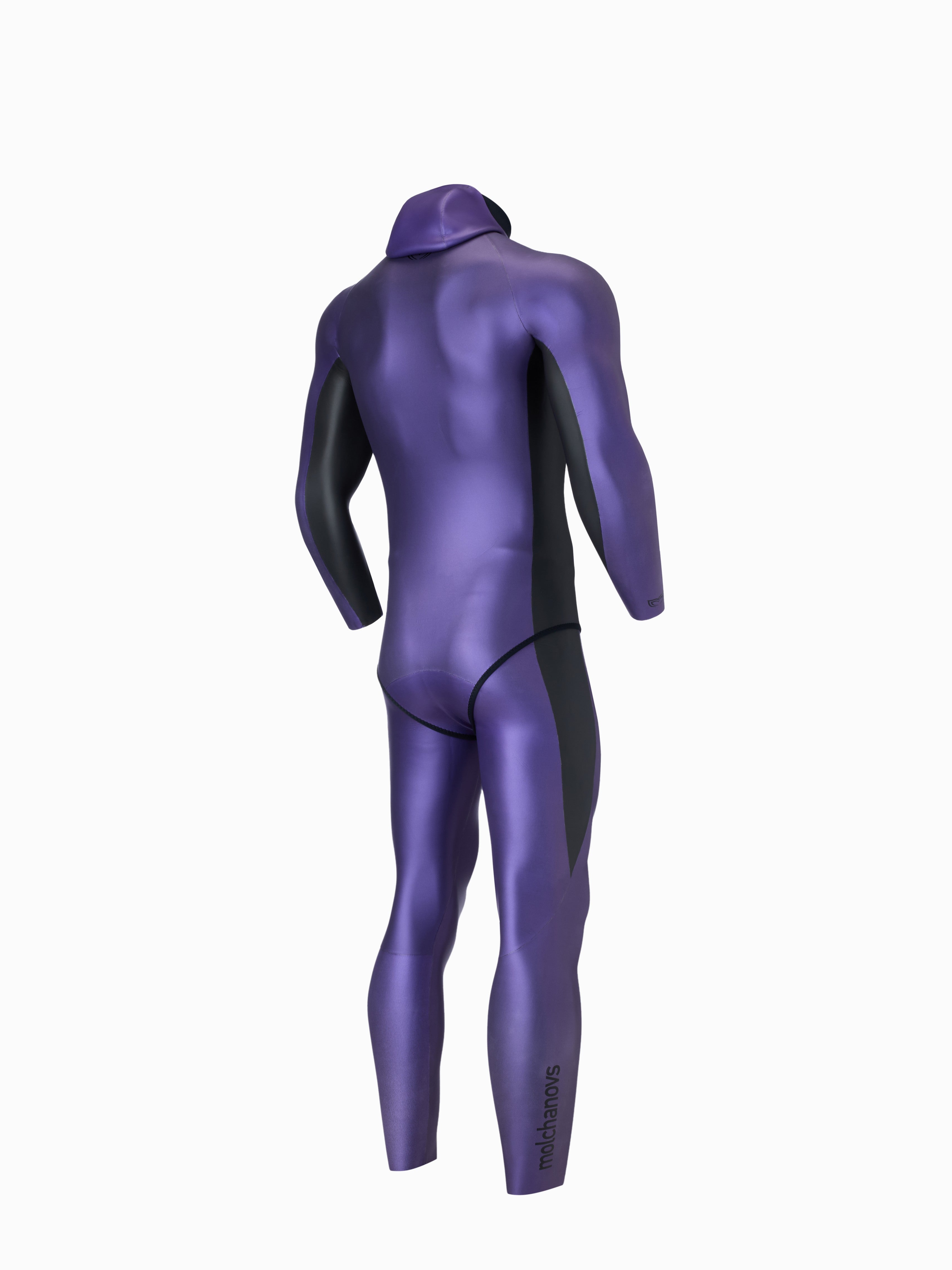 Rear three-quarter view of Molchanovs Natalia's Legacy men's SPORT wetsuit 1.5mm on mannequin, showing hood and purple glide-skin panels
