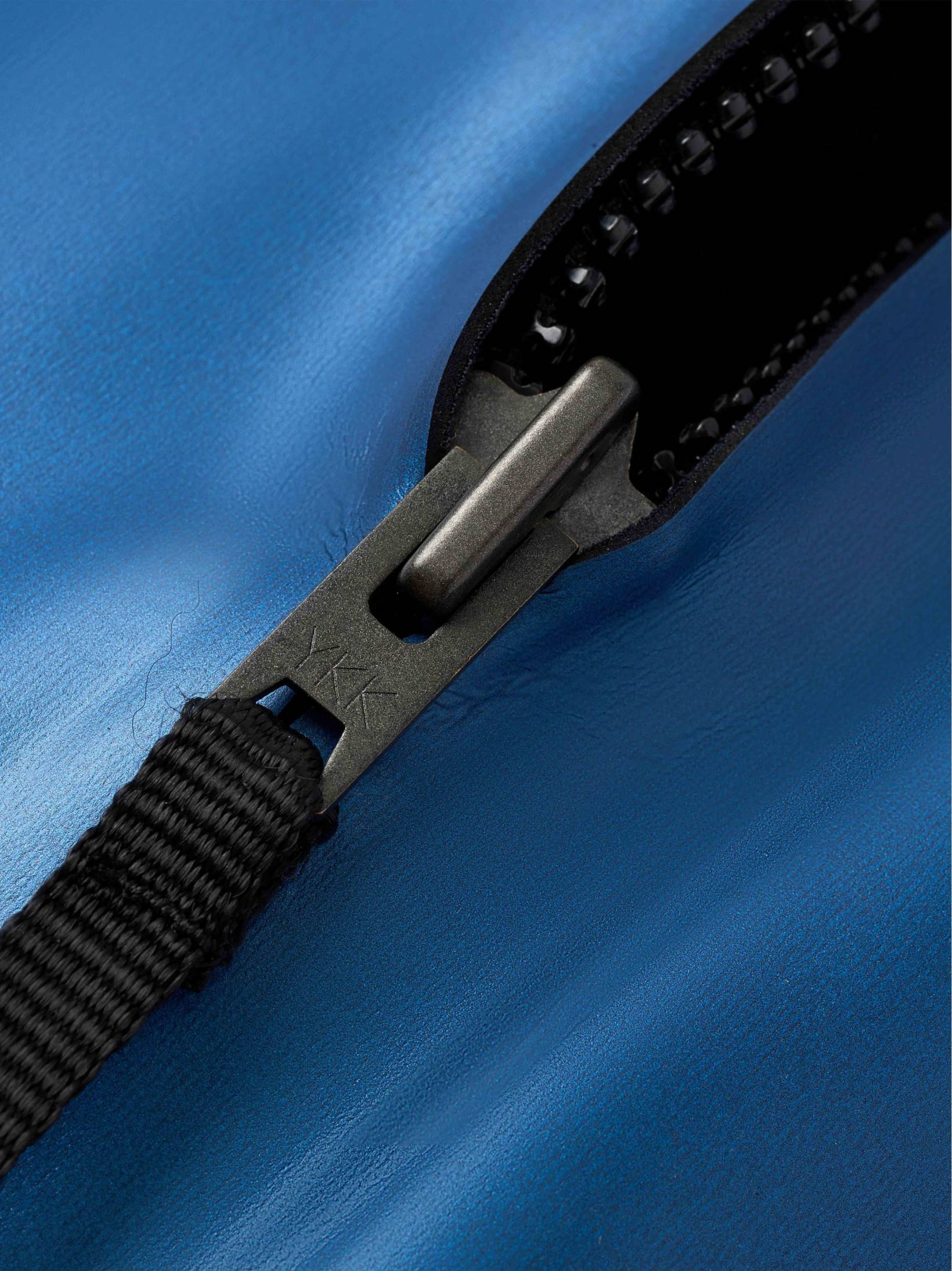 Close-up of the back zip and metal clasp on the Molchanovs SPORT women's freediving wetsuit