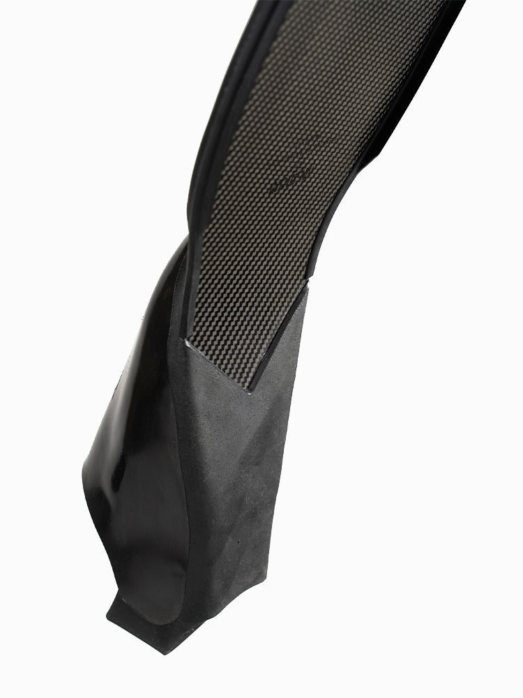 Side edge of Molchanovs PRO Bifins 3 Carbon blade showing rubber rail and carbon fiber weave detail