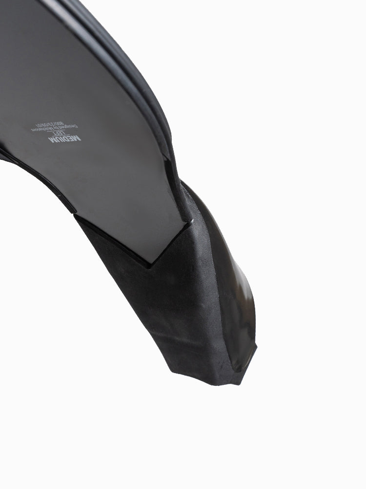 Underside tip of Molchanovs PRO Bifins 3 Fiberglass blade showing size and left/right labelling