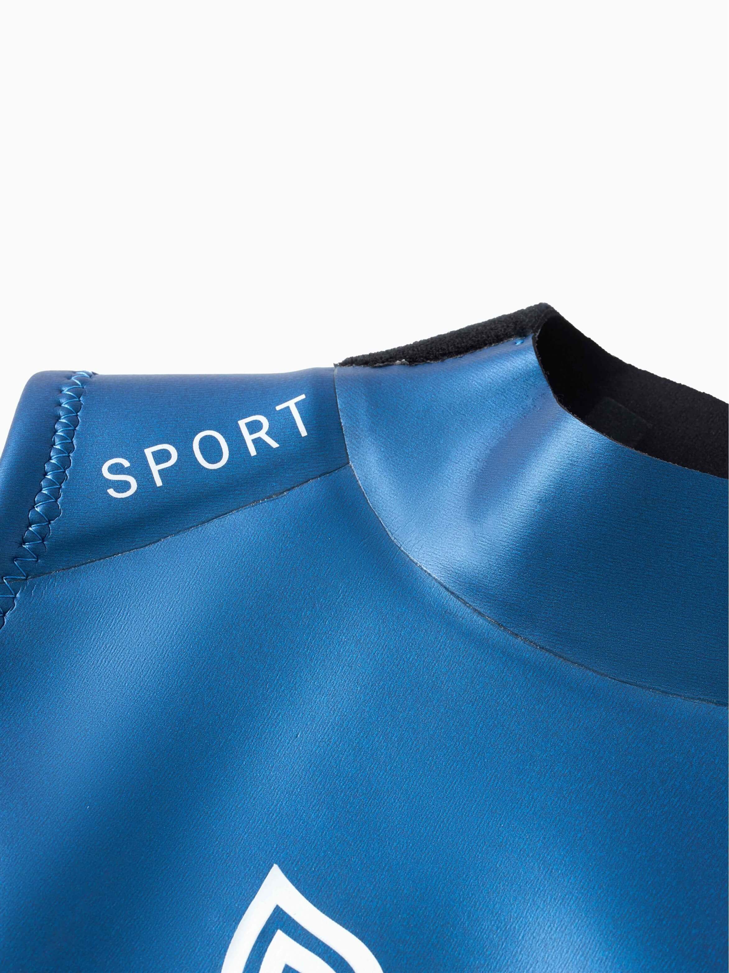 Collar detail of the Molchanovs SPORT wetsuit in blue, showing the neoprene neck cut and SPORT branding label